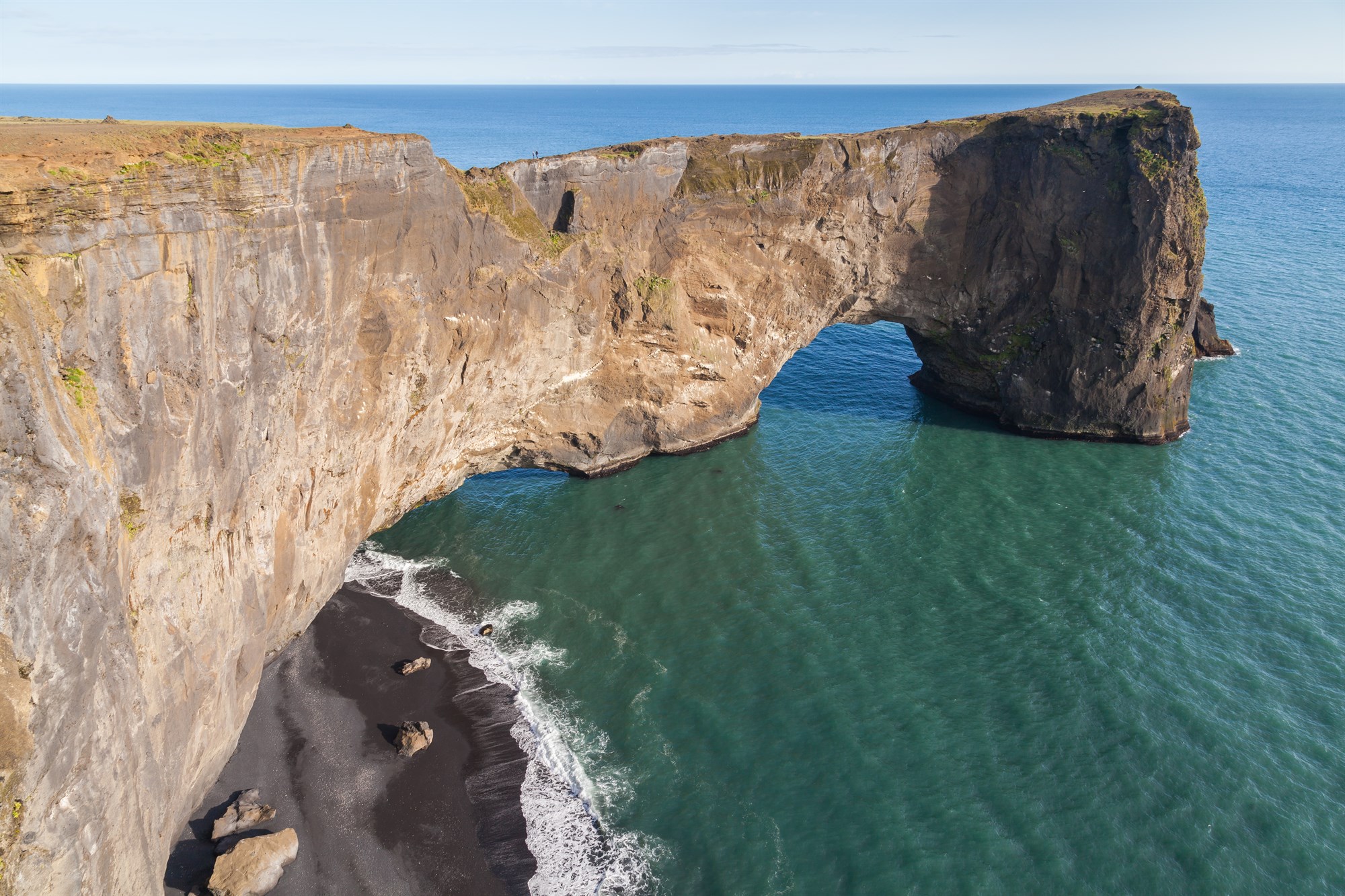 Gjaldtaka hefst á bílastæðum