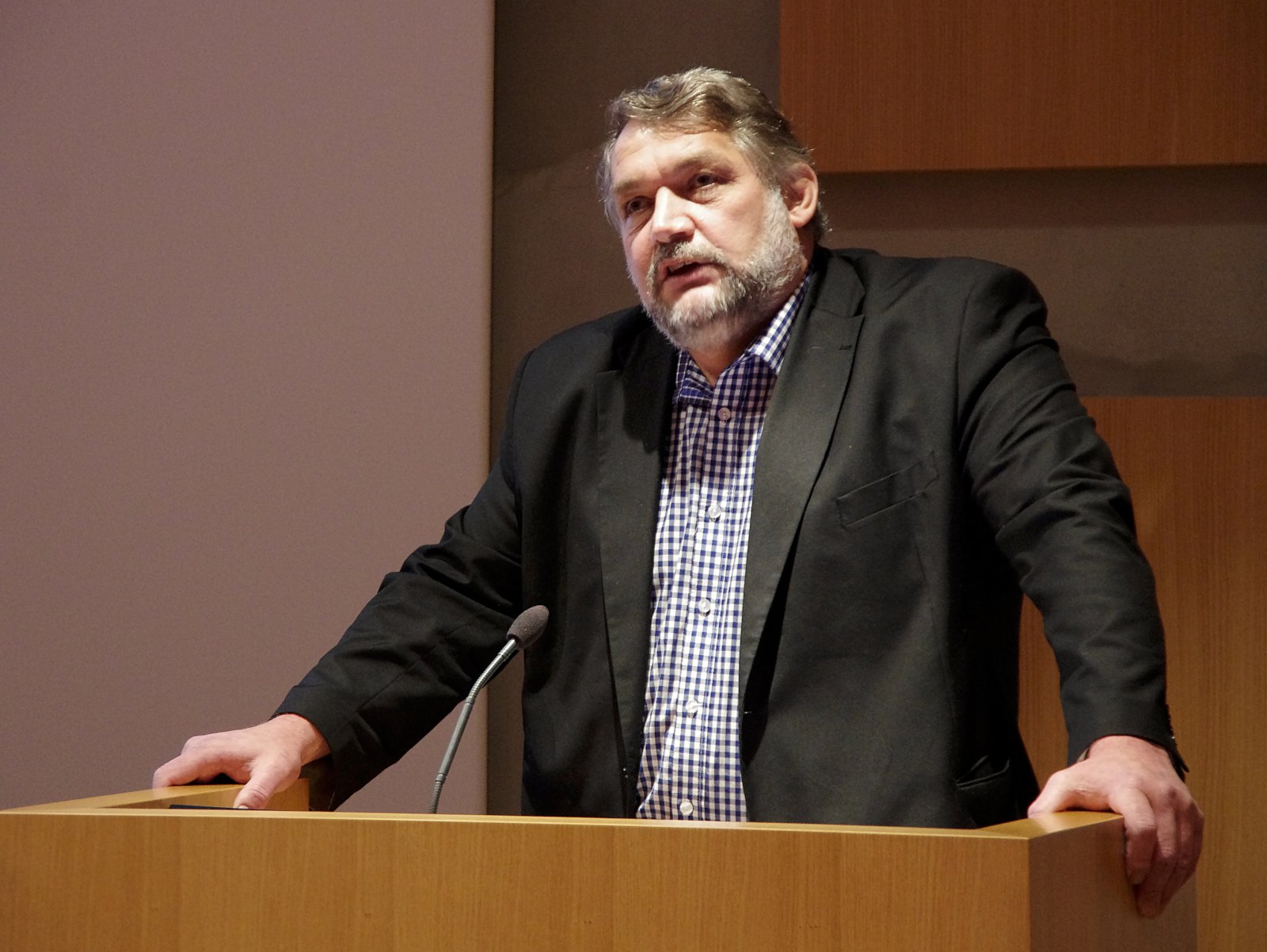 MS-málið: Fráleitur málatilbúnaður