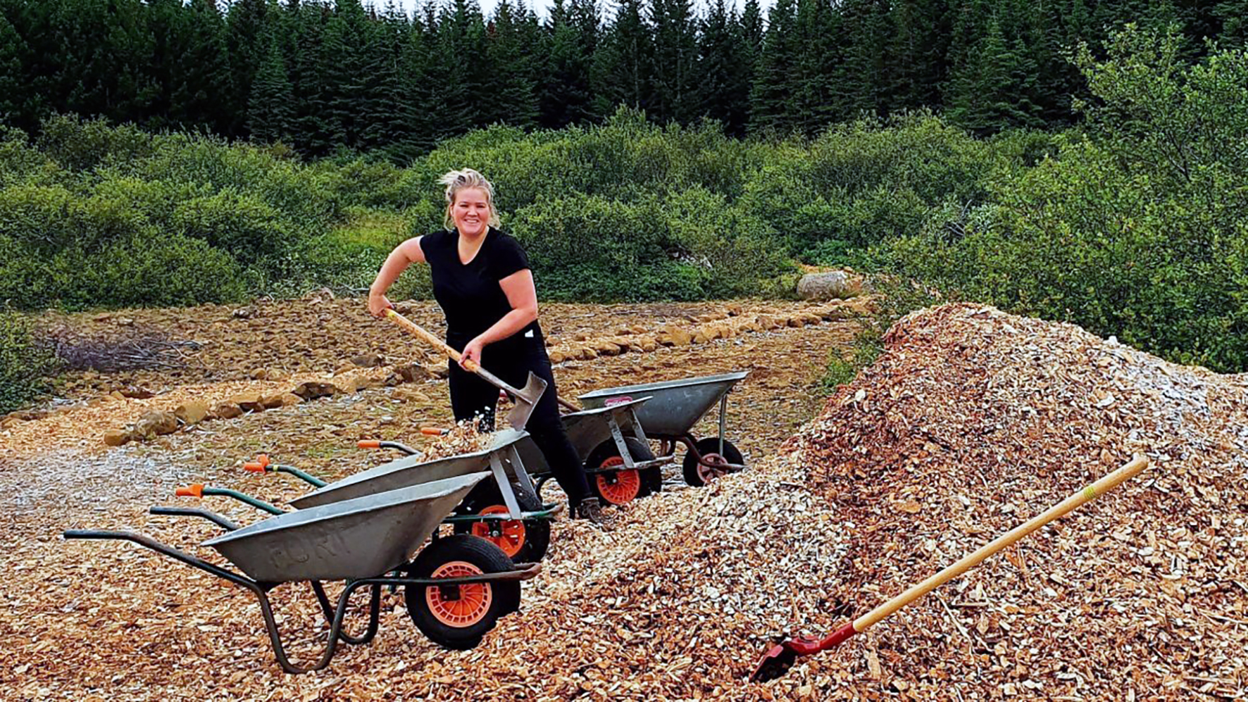 Lokið við aðkallandi verkefni í Einkunnum