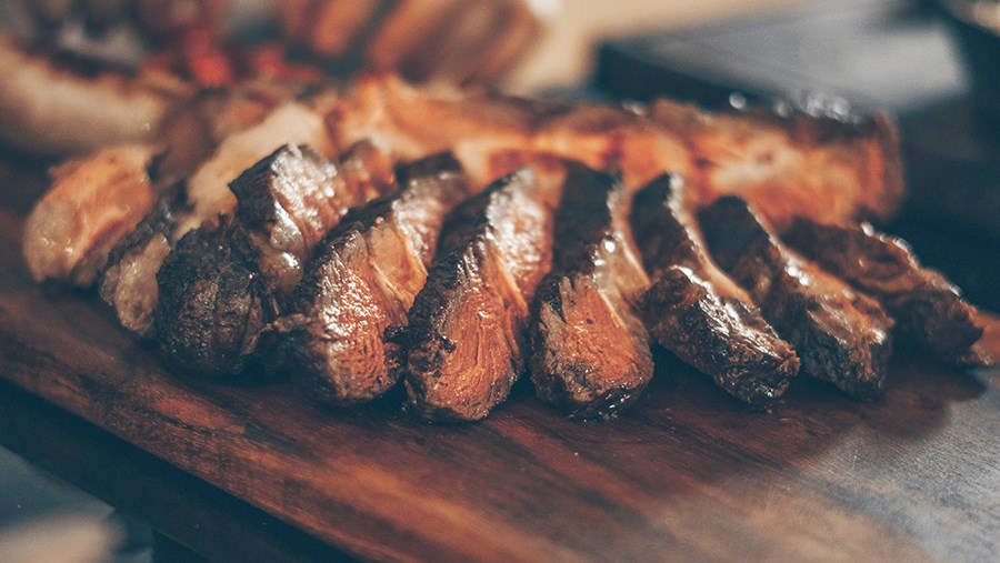 Minni innflutningur og meiri framleiðsla