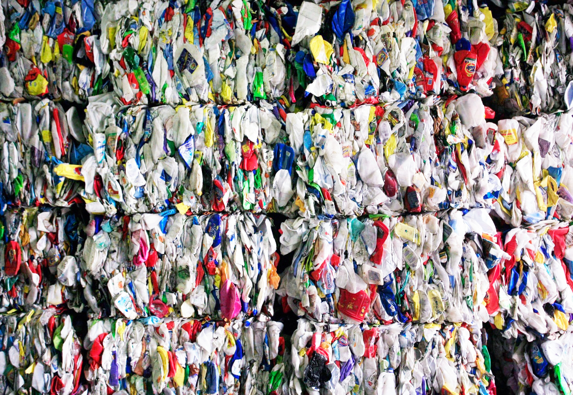 Um 40 þúsund tonn af plasti falla til í kanadískum landbúnaði árlega