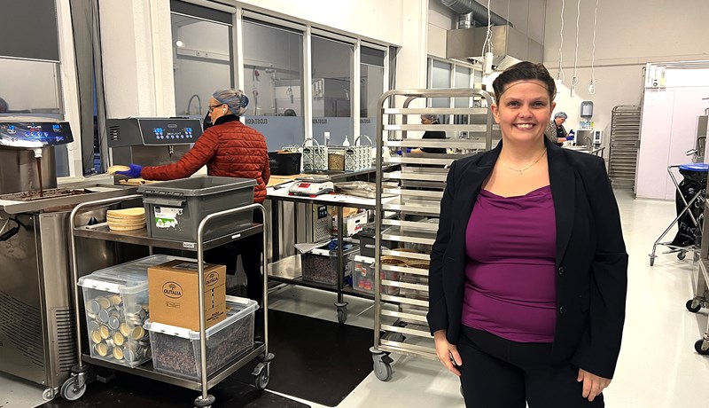 Deila eldhúsi og eldmóði