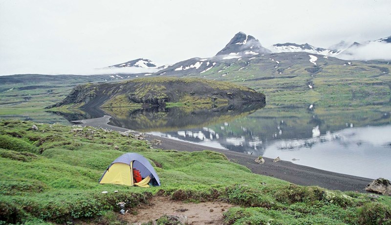 Ráða verður bót á stjórnlausri för ferðamanna um eignarlönd