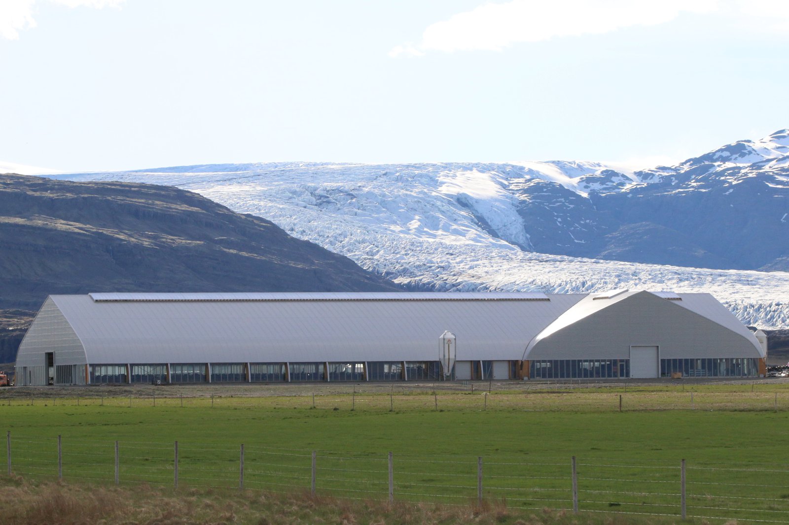 Fjósið í Flatey á Mýrum opnað ferðamönnum smátt og smátt