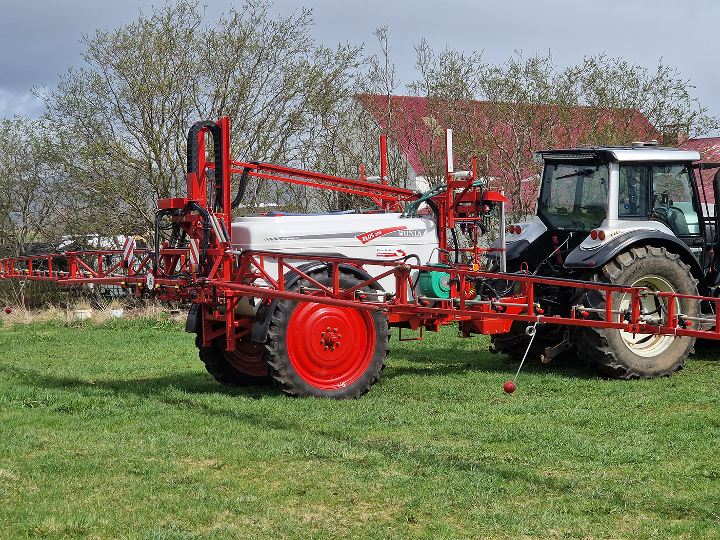 Klístrað plöntuvarnarefni