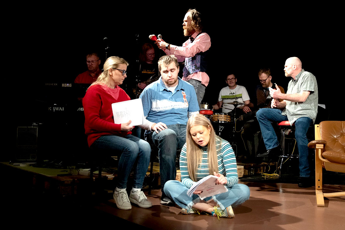 Fólkið í blokkinni