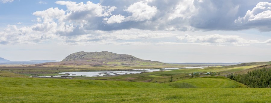 Anna Björk ólst upp á Fossnesi í Gnúpverjahreppi, en virkjunarframkvæmdir munu hafa mikil áhrif á fallegt útsýni frá bænum (sjá mynd neðar).