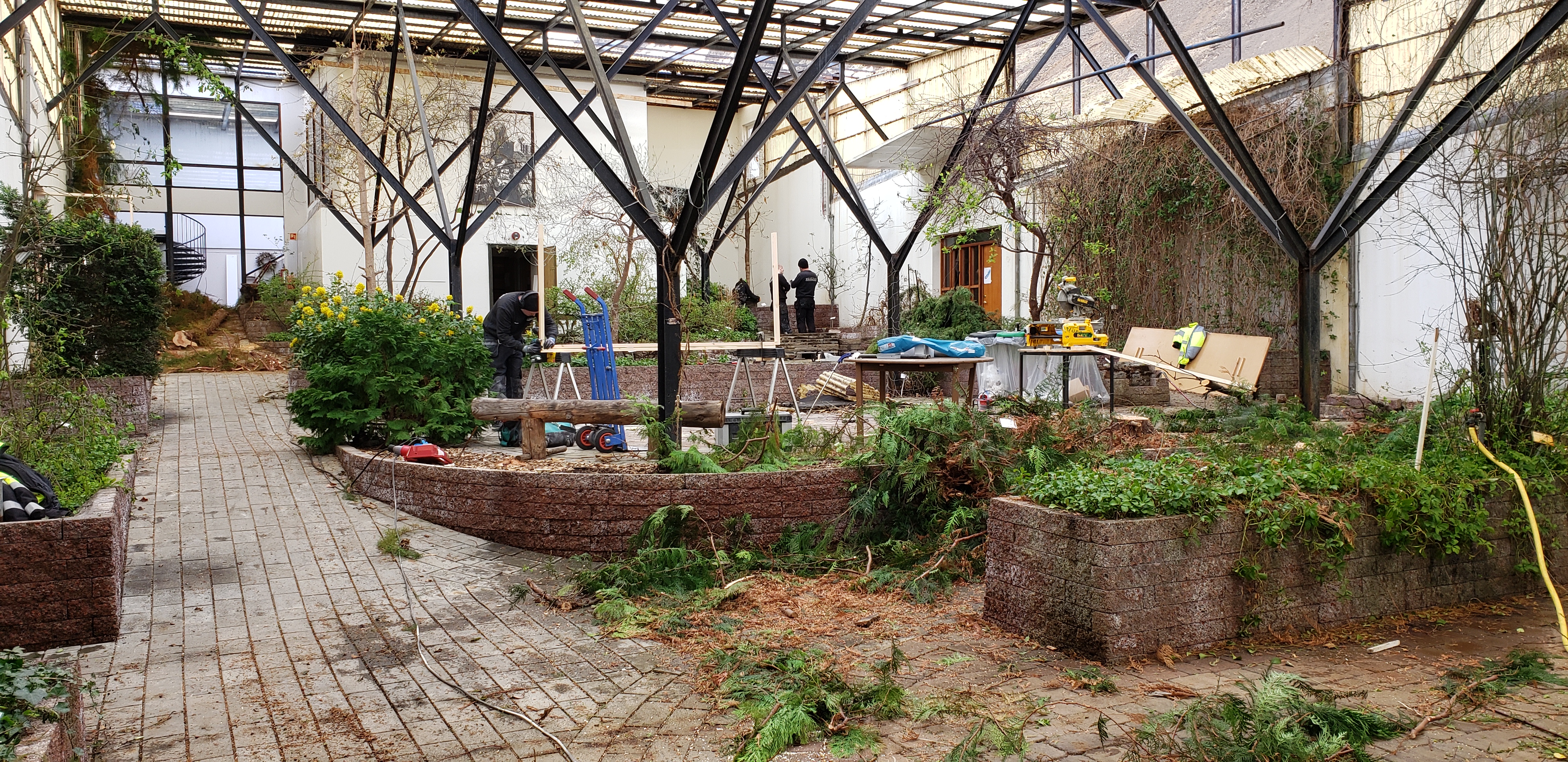 Endurbygging og langþráð viðhald