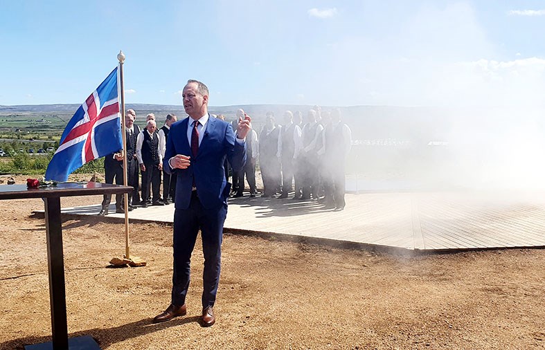 Guðmundur Ingi Guðbrandsson friðlýsti Geysissvæðið árið 2020.