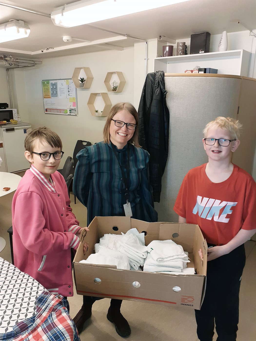 Saumuðu tuskur úr ónýtum handklæðum fyrir þvottahús