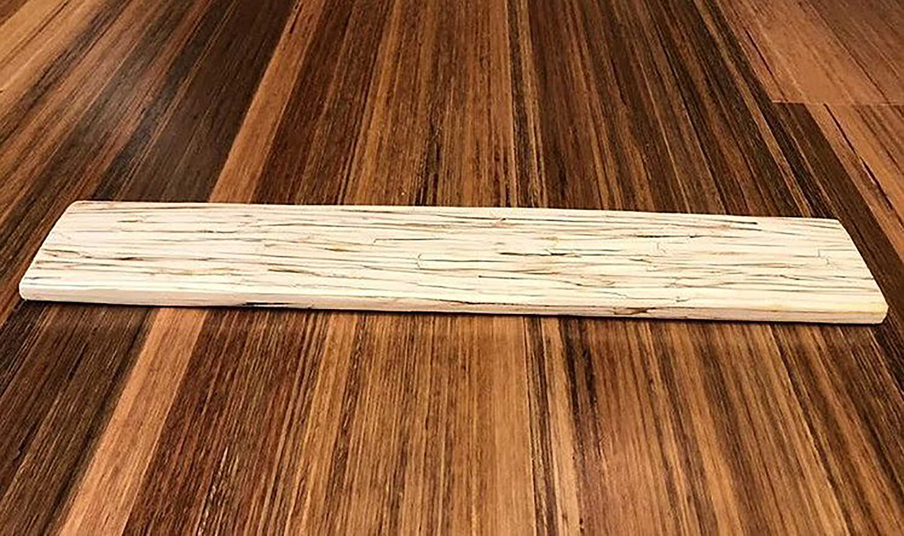 Hampur notaður sem harðviður og sagður 20% sterkari en eik