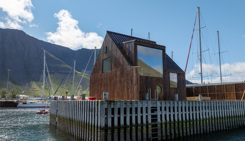 Bryggjusauna nýopnuð á Ísafirði