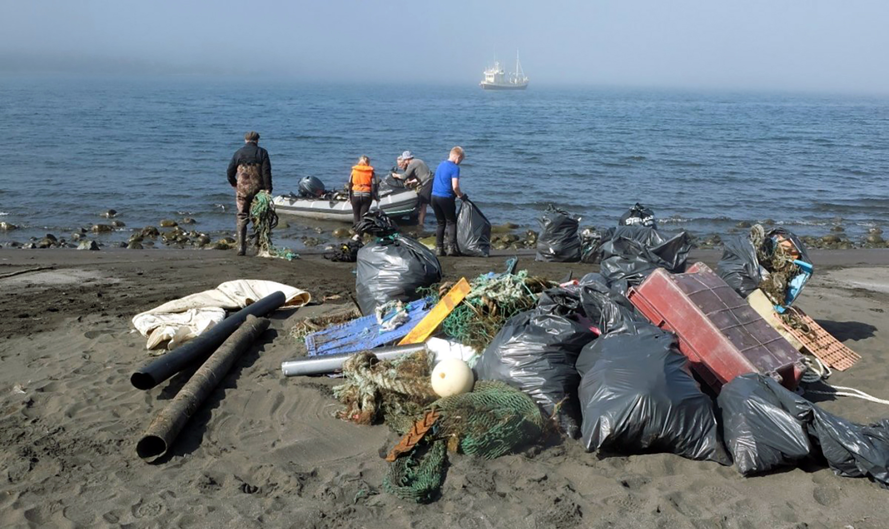 Telja að um 90% af plasti úr Héðinsfirði hafi verið hreinsað úr fjörum