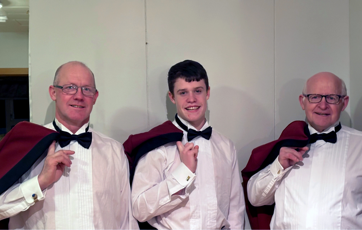 Fjórtán ára að syngja með Karlakórnum Heimi