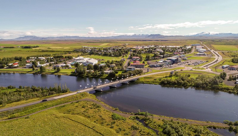 Hjólreiða- og göngustígur milli Hellu og Hvolsvallar?
