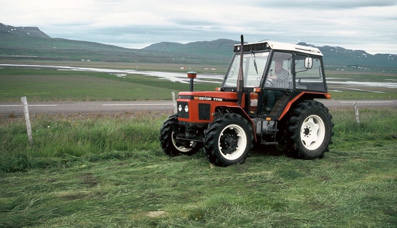 Tekjur úr 6,7 milljörðum 2008 í ríflega 8 milljarða 2015