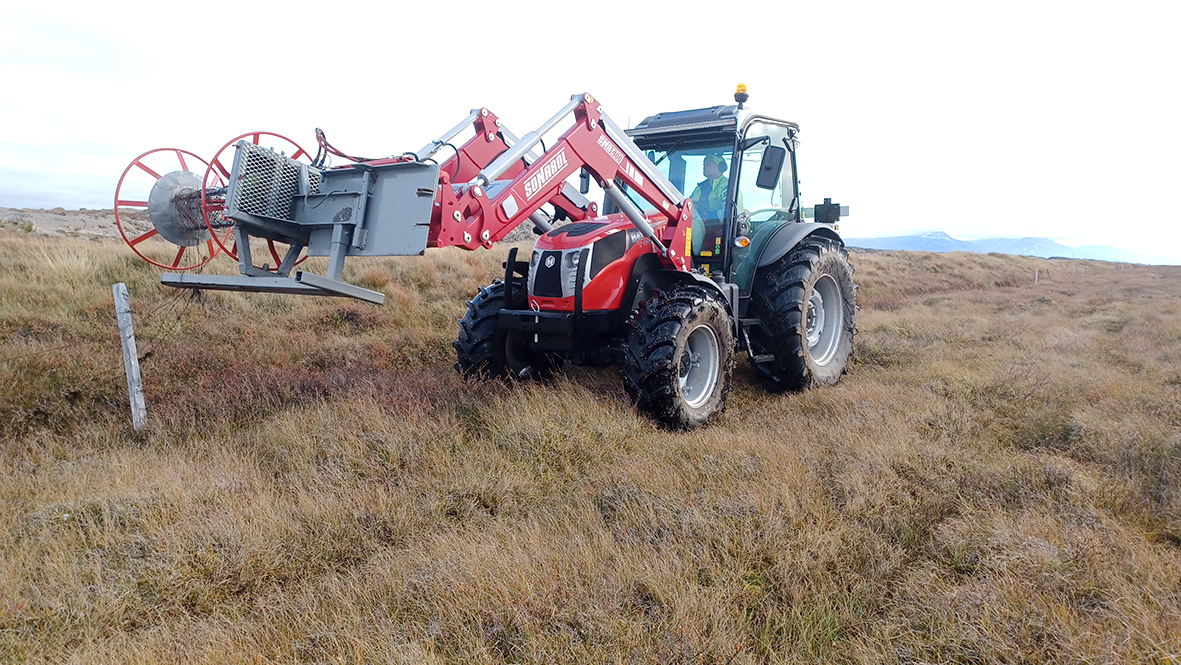 Heimasmíðuð girðingavinda