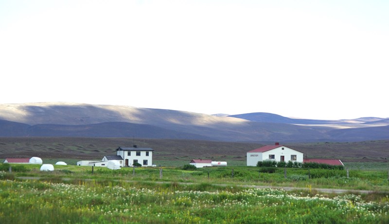 Geta Íslendingar glatað yfirráðum yfir eigin landi og dýrmætum vatnslindum?