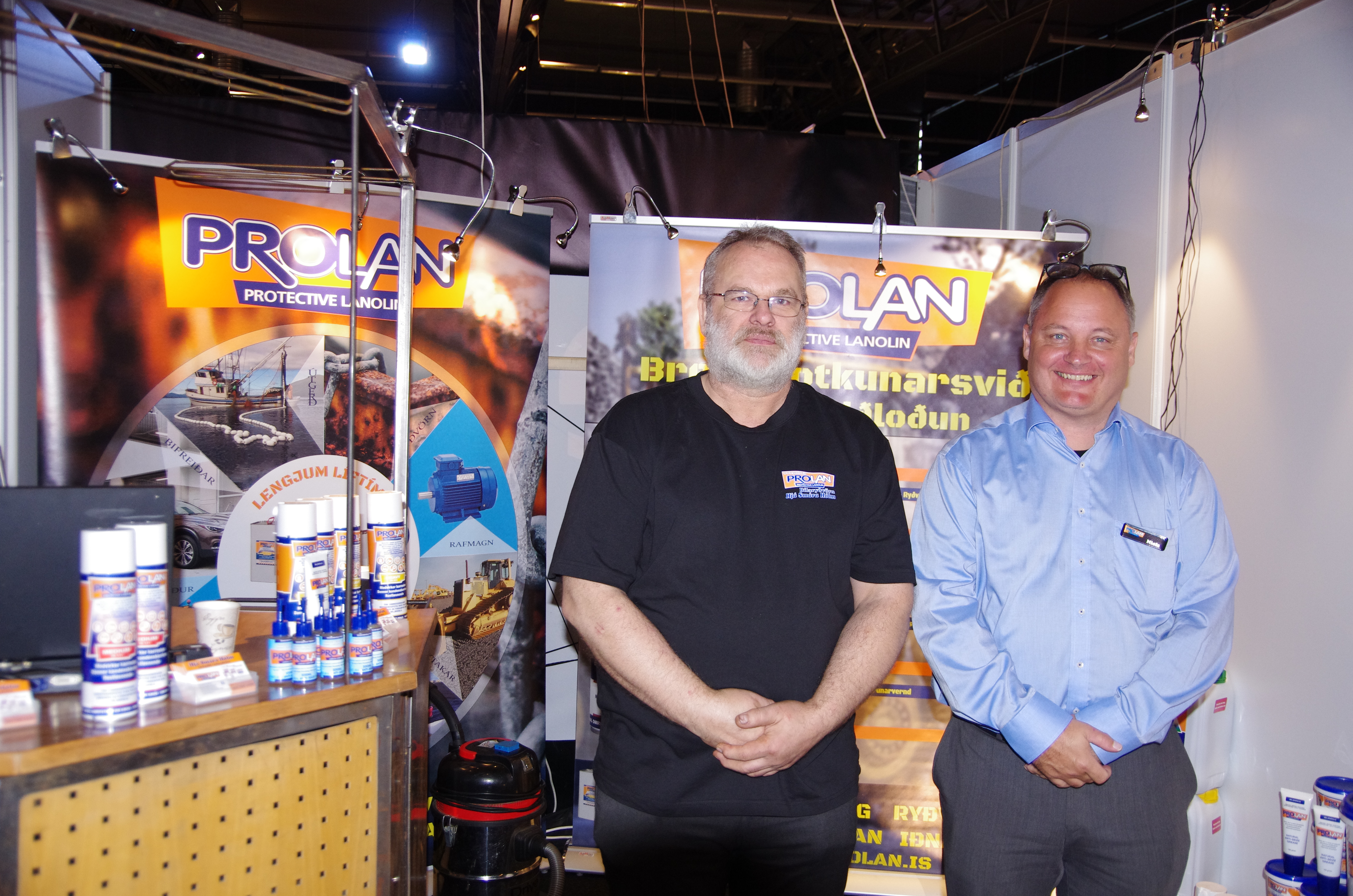 Einhver albestu smur- og ryðvarnarefni sem þekkjast eru unnin úr ull af sauðfé