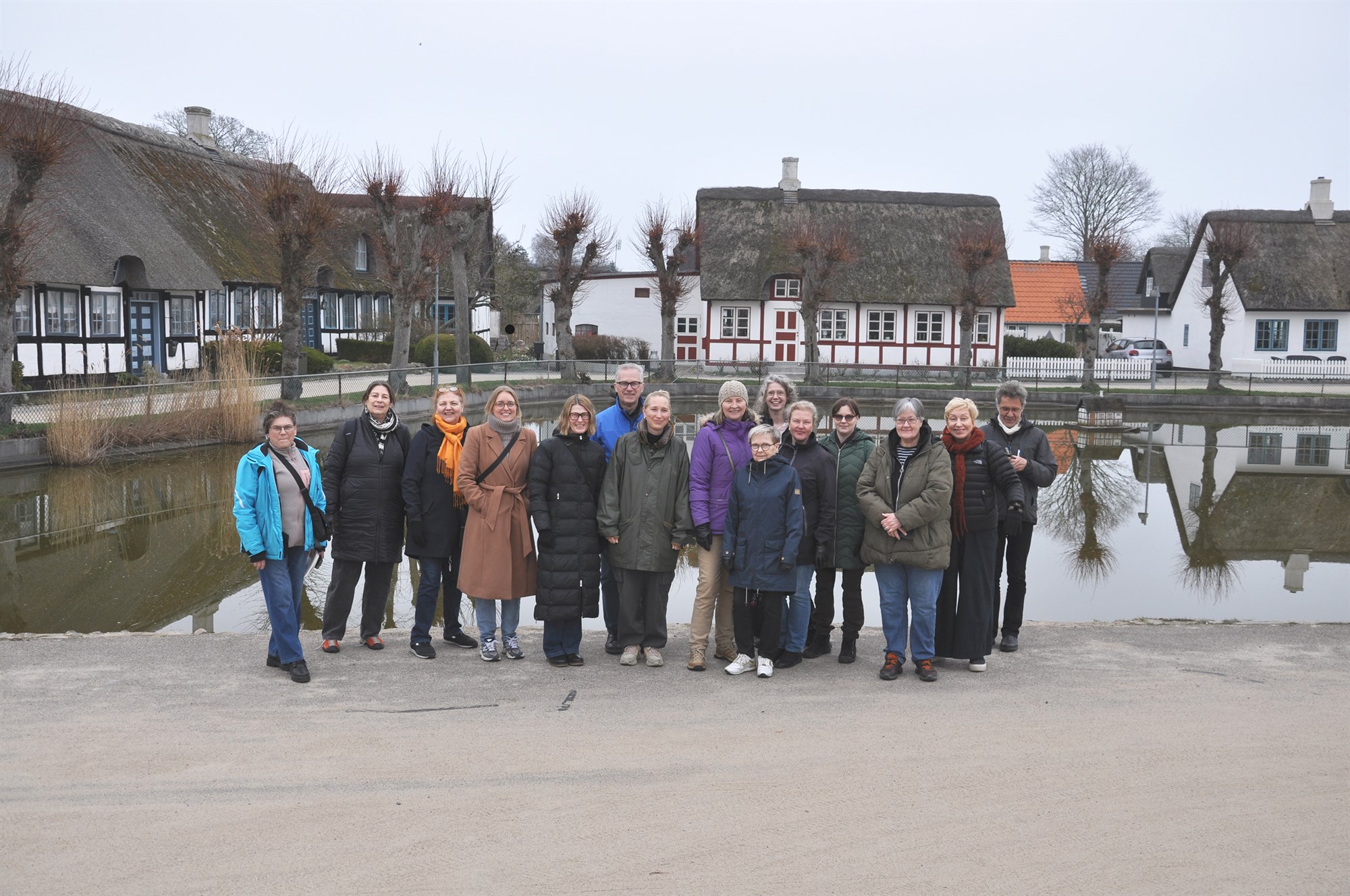 Þegar fólkið tekur málin  í sínar hendur