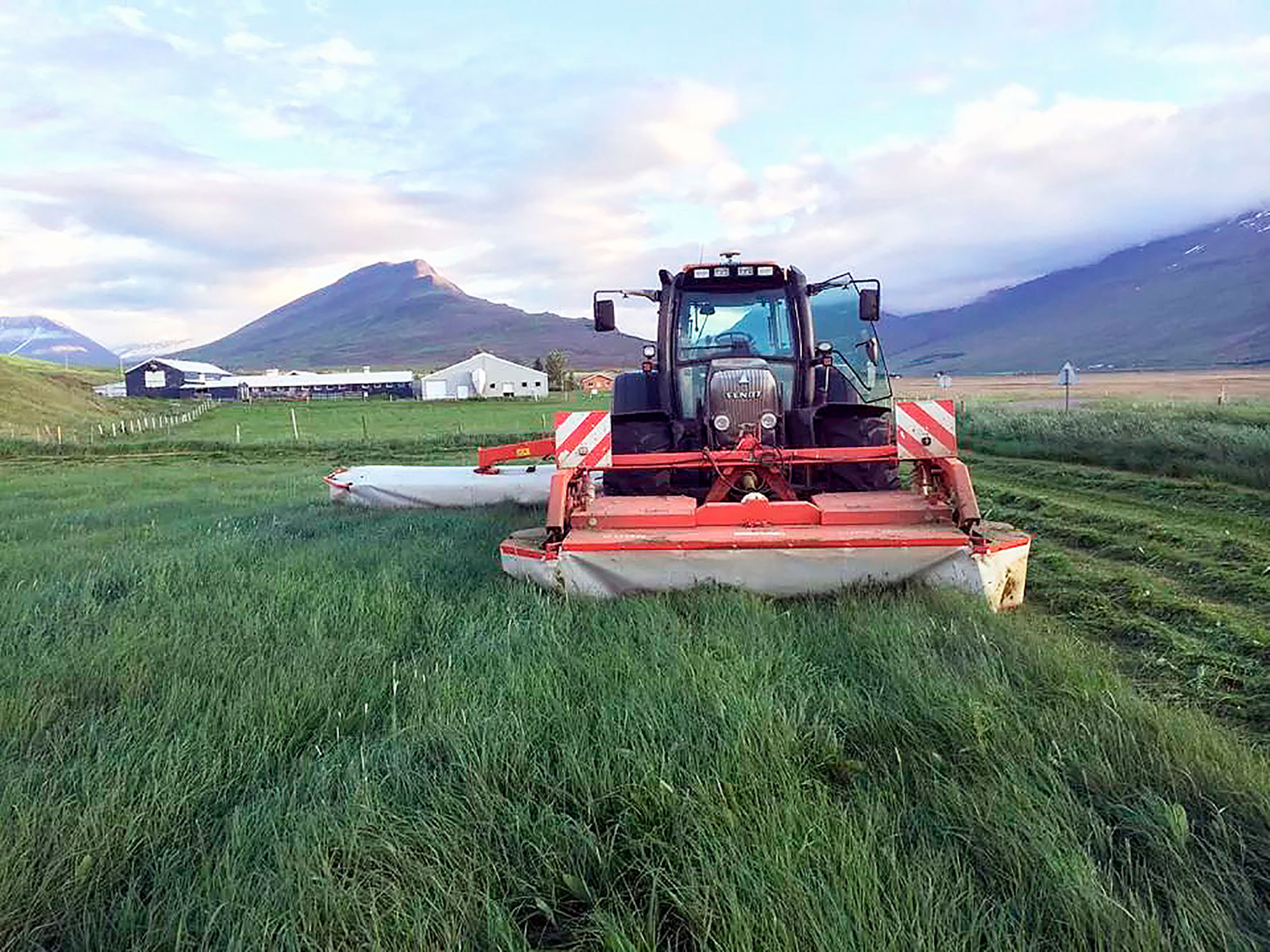 Hugleiðingar á túnaslætti