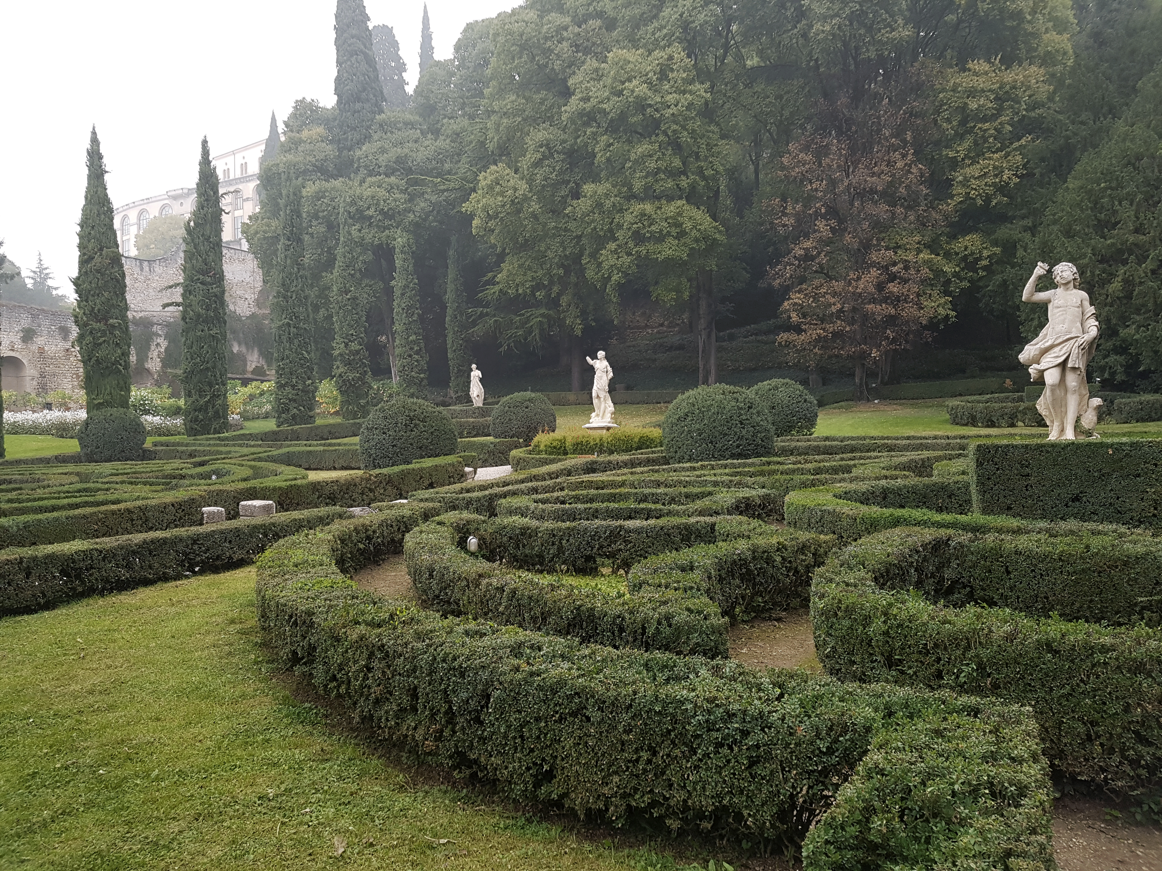 GIUSTI endurreisnargarðurinn í Verona