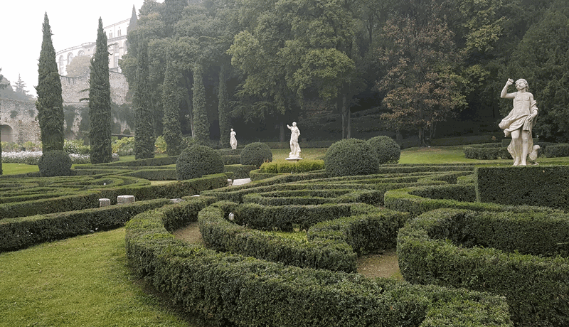 GIUSTI endurreisnargarðurinn í Verona