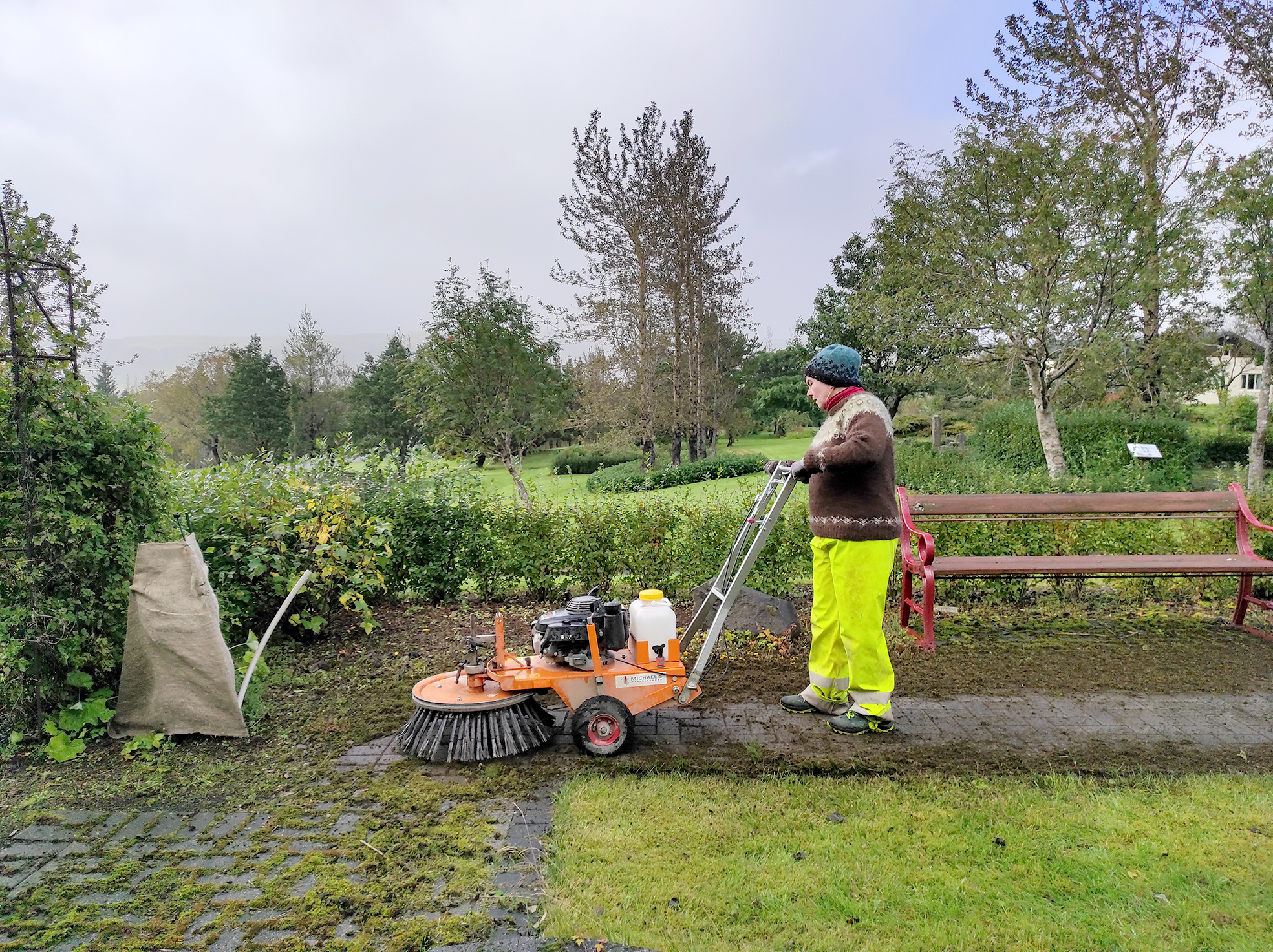 Viðhald á hellulögnum