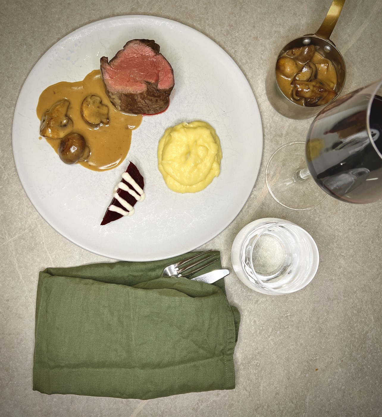 Heilsteikt nautalund