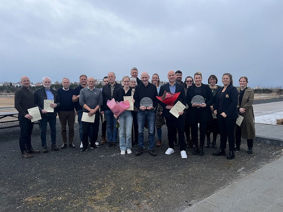 Verðlaunaðir hrossaræktendur að lokinni hrossaræktarráðstefnu fagráðs.