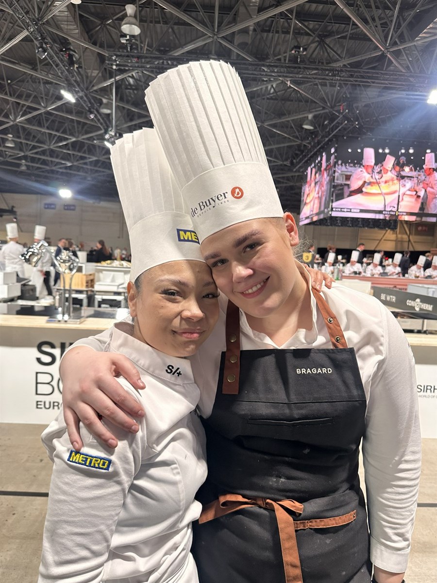 Snædís Xyza Mae Jónsdóttir og Marlís Jóna Þórunn Karlsdóttir eru fyrsta íslenska kvennateymið sem tekur þátt í Bocuse d‘Or. 