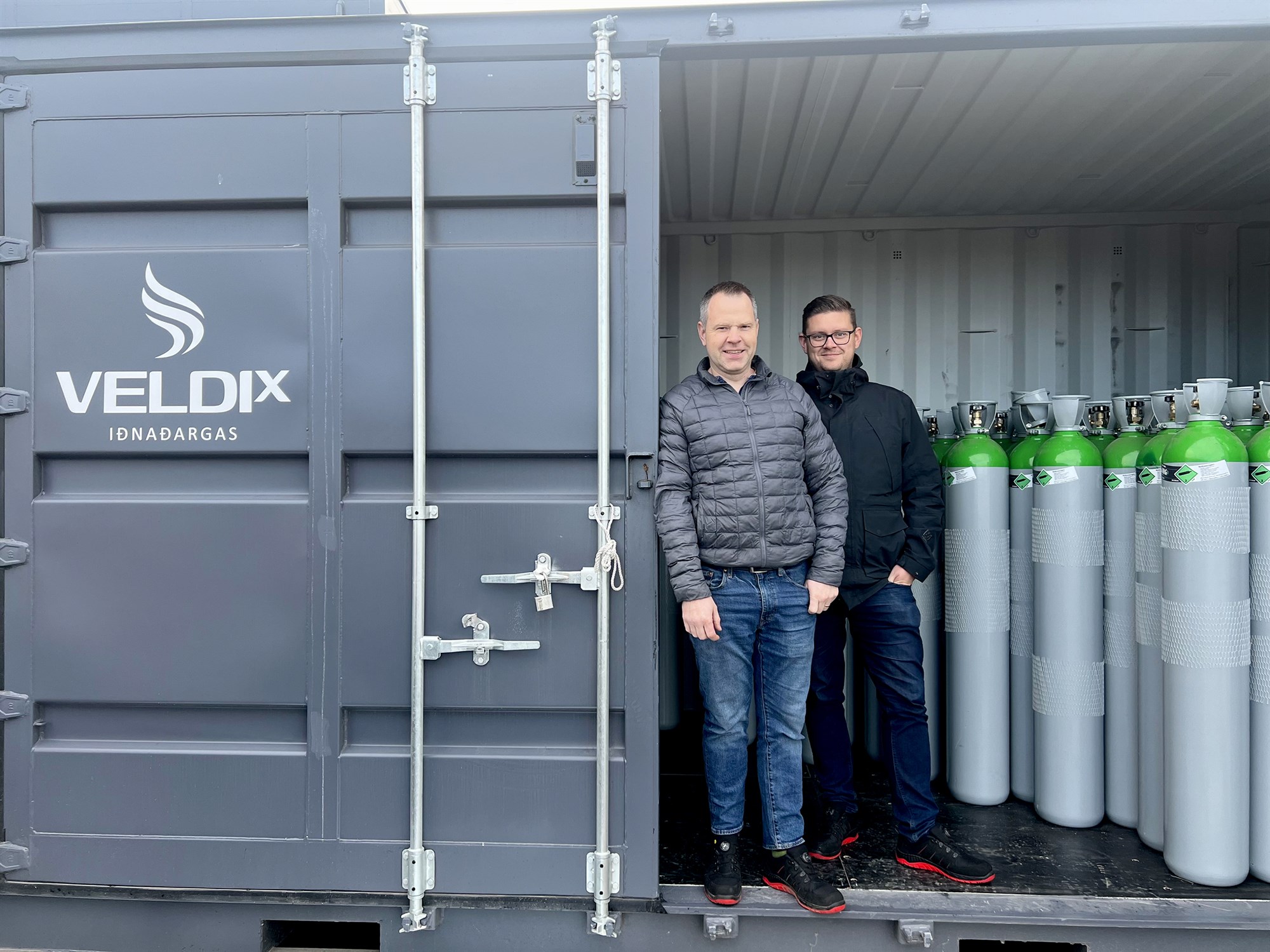 Ætla í samkeppni við einokunarfyrirtæki