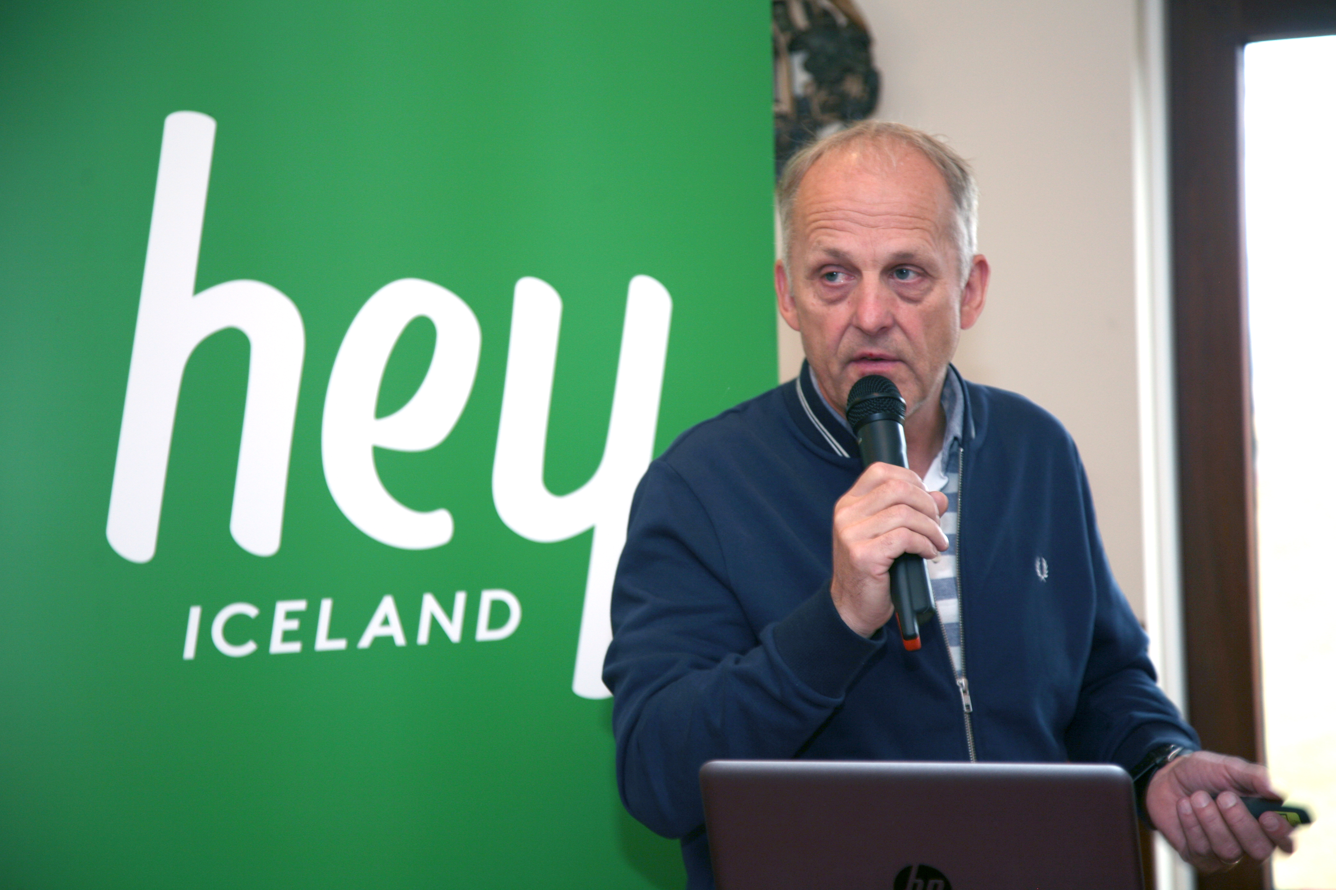 Hleðsla í hlaði  – Lykillinn að landsbyggðinni