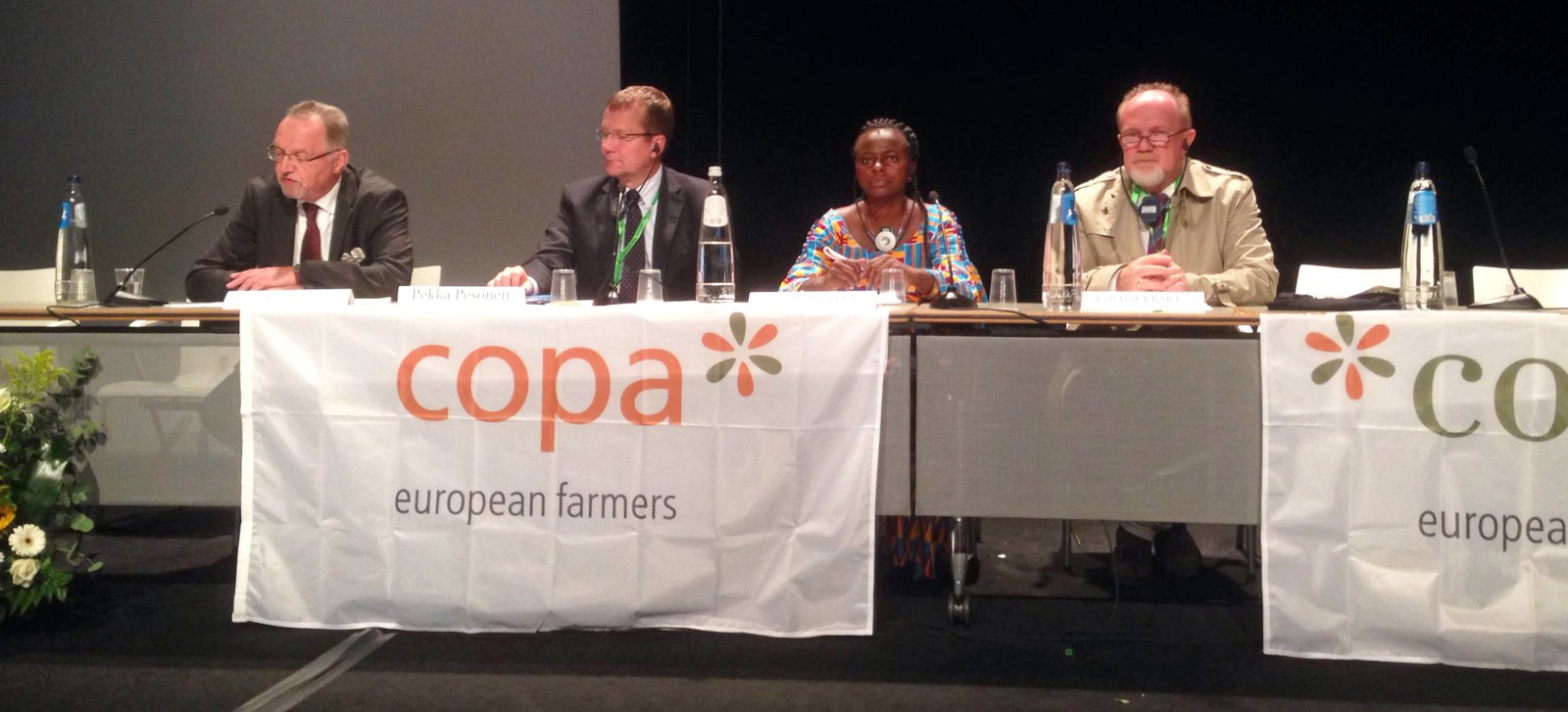 Bændur í ESB hafna því að grænvæðing CAP sé fjármögnuð með beingreiðslufjármagni