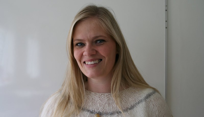 Skólastjóri bregður búi