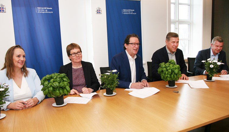 Nýendurskoðaður samningur garðyrkjubænda