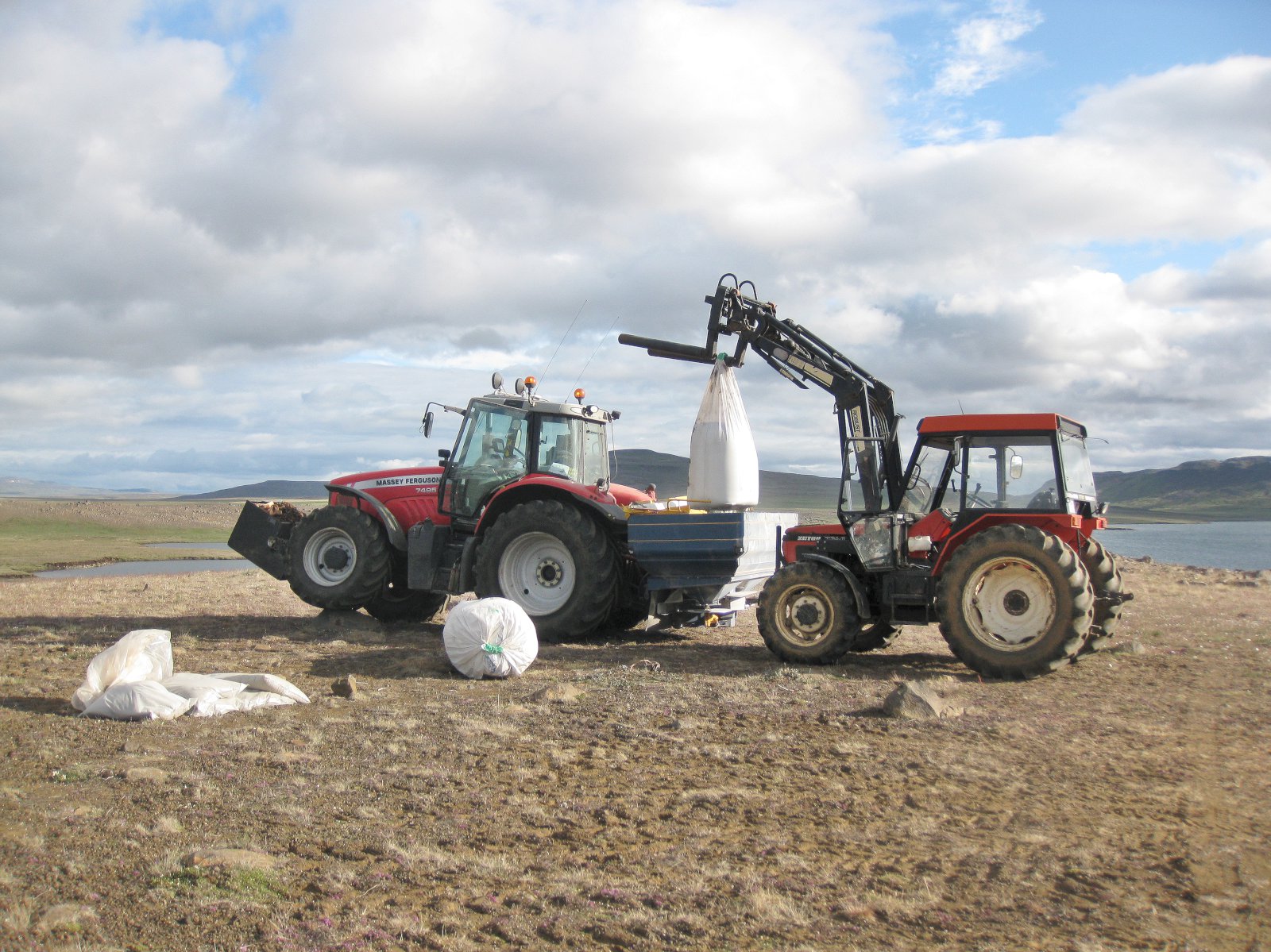 Rúm sjö tonn af fræi