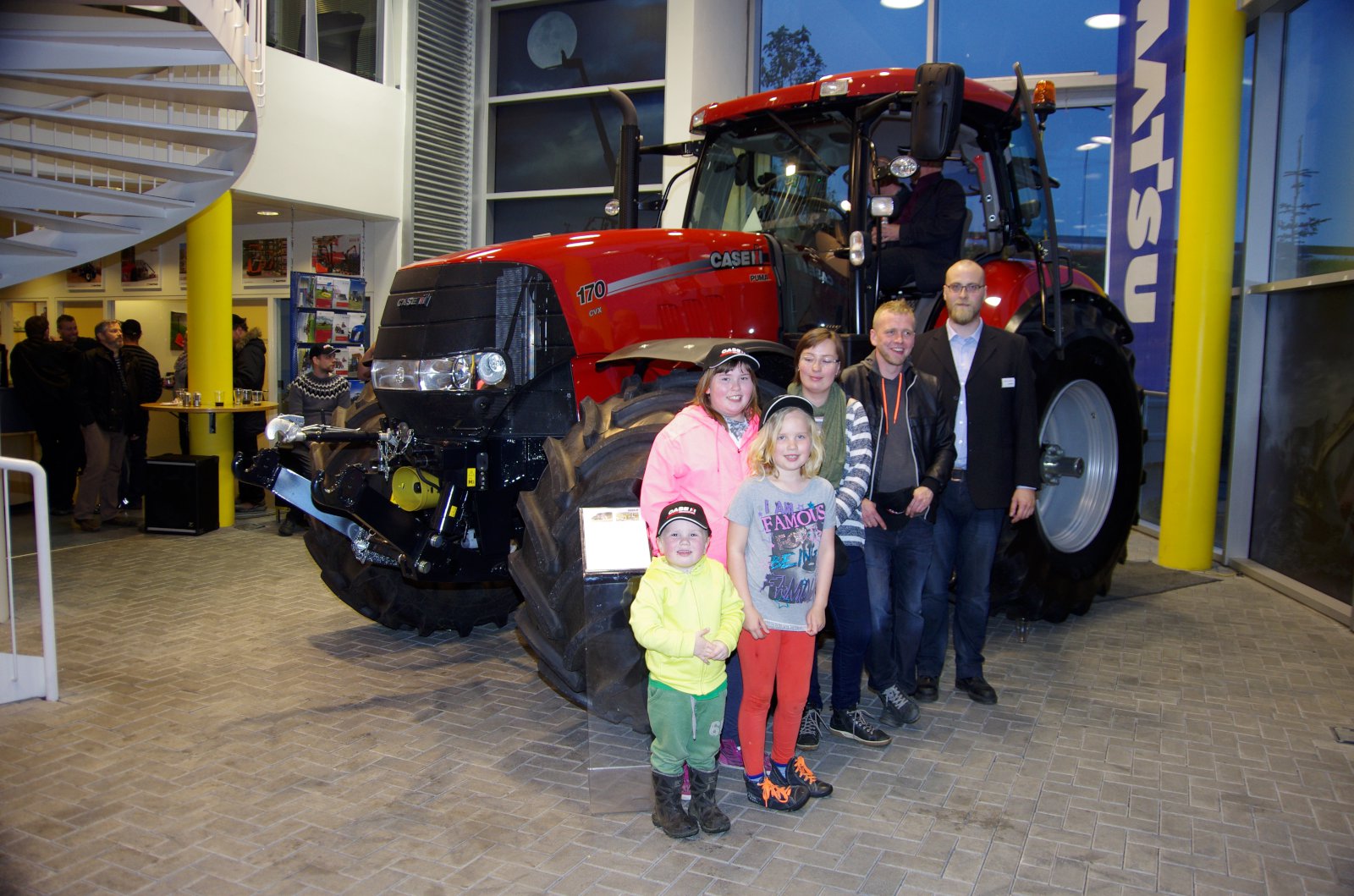 Bæta tækjakostinn fyrir stækkandi kúabú