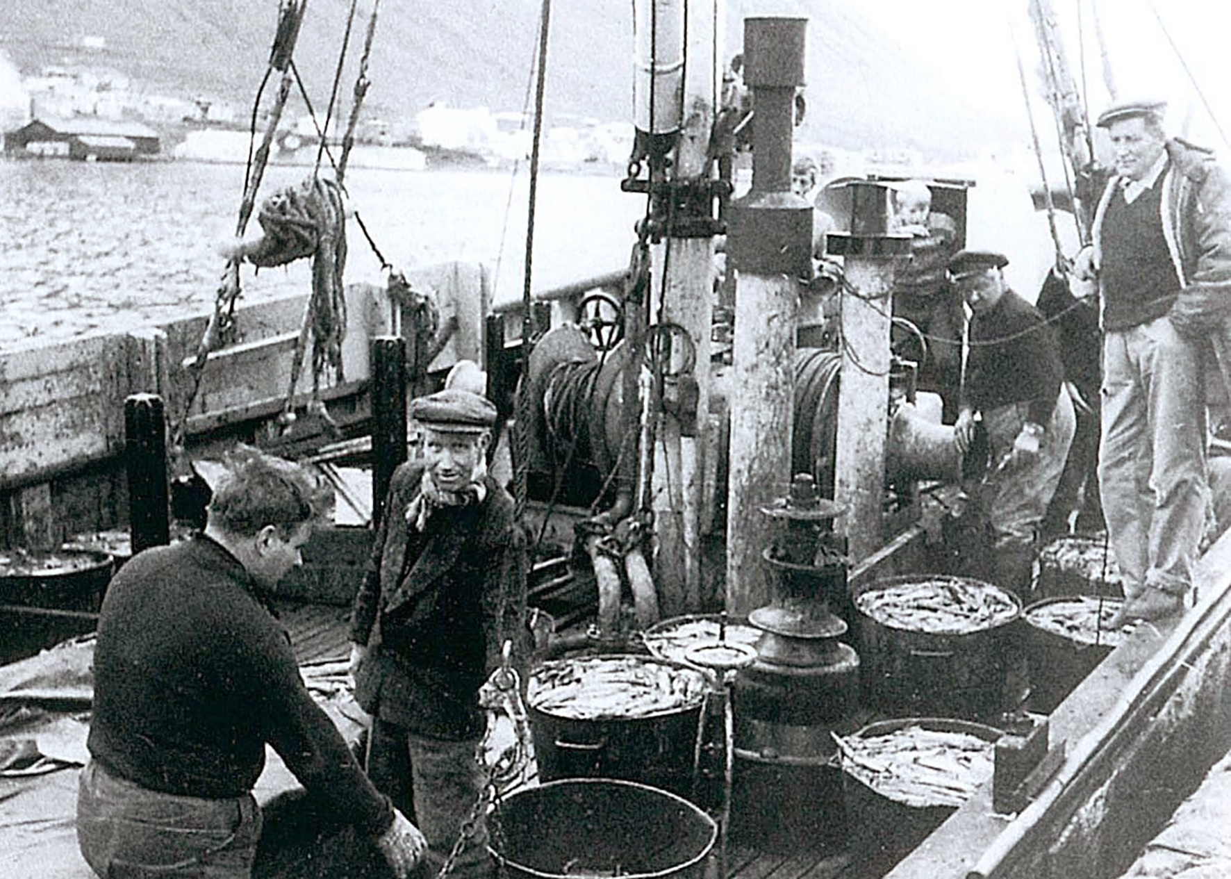 Kveiktu eld til að laða smokkinn á land