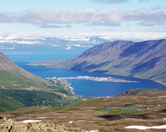 Hvers vegna bærinn Ísafjörður heitir Ísafjörður