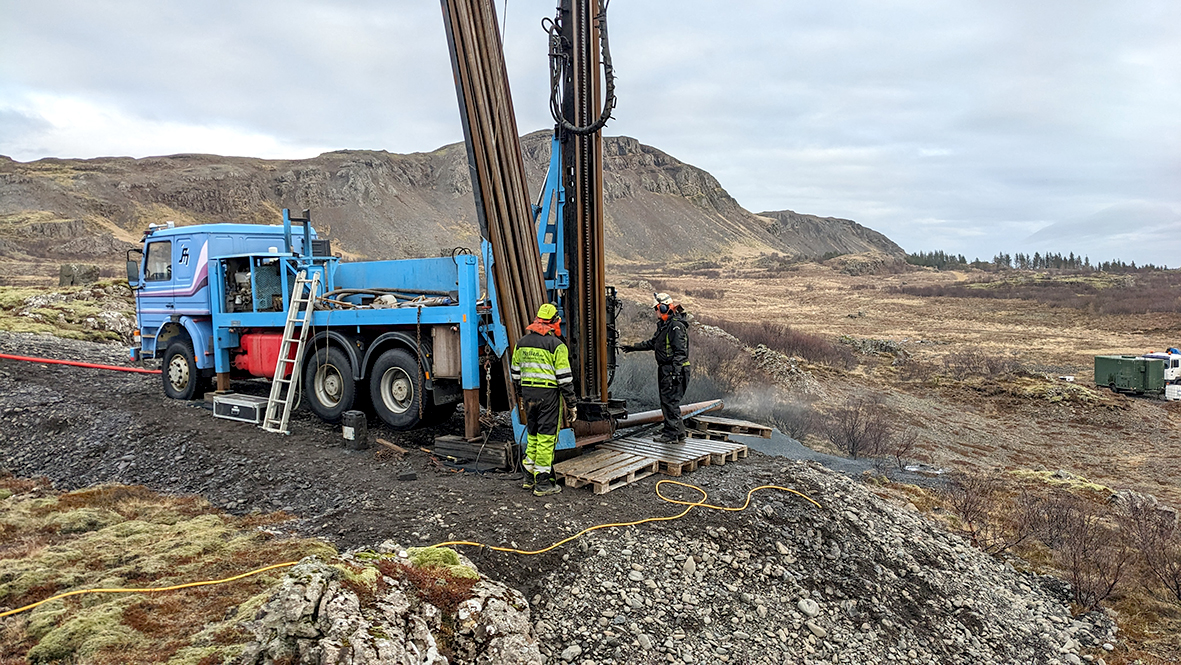 Jarðhitaleitin mjakast