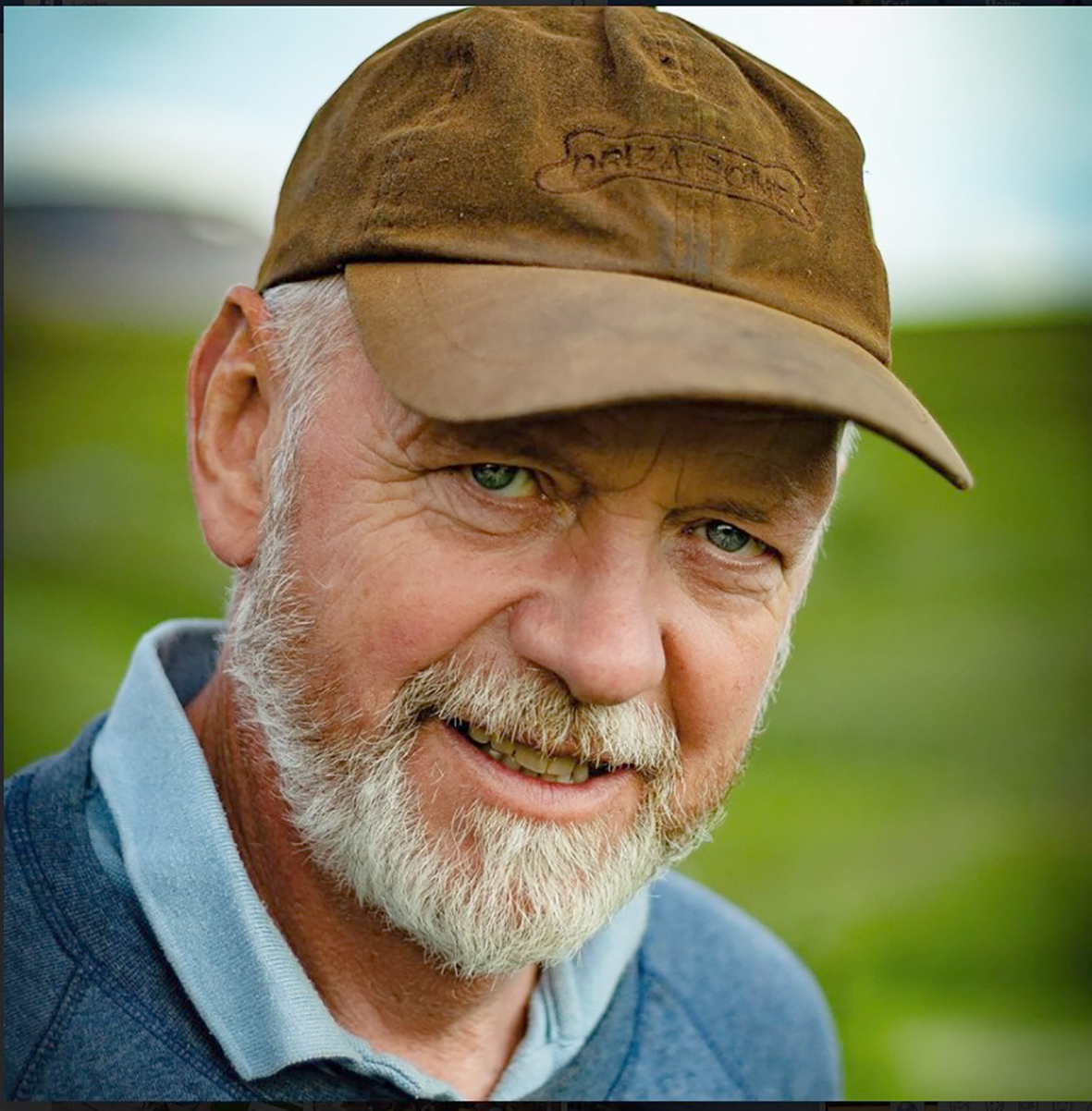 „Hin gömlu kynni gleymast ei“