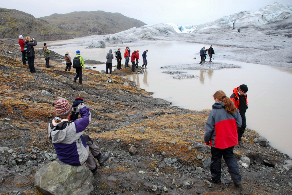 Stækkun Vatnajökulsþjóðgarðs í skjóli veikra, óljósra laga