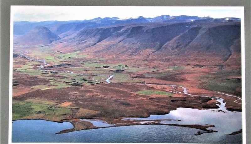 Skriðuföll, fárviðri og farskóli