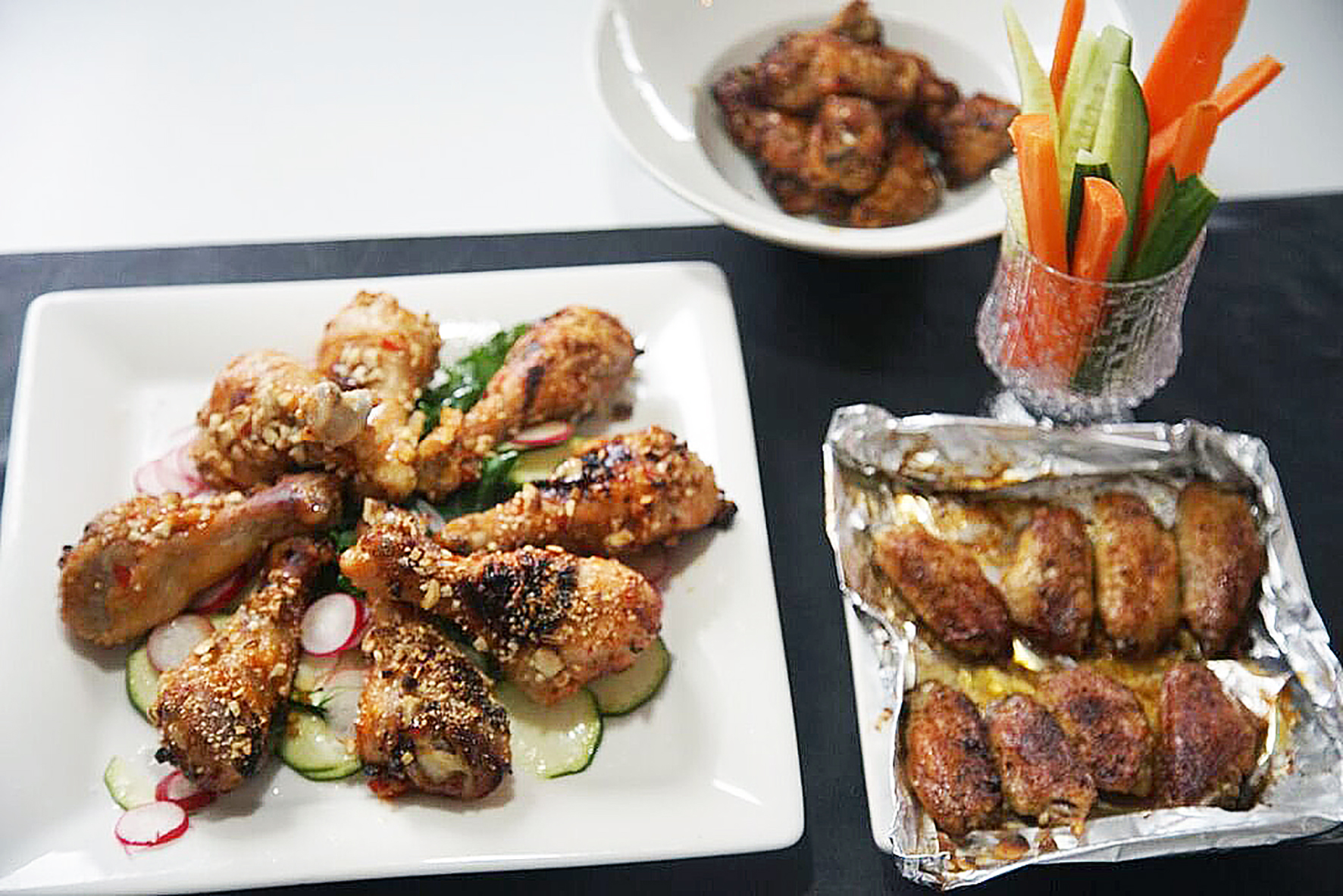 Kjúklingaleggir og -vængir með HM