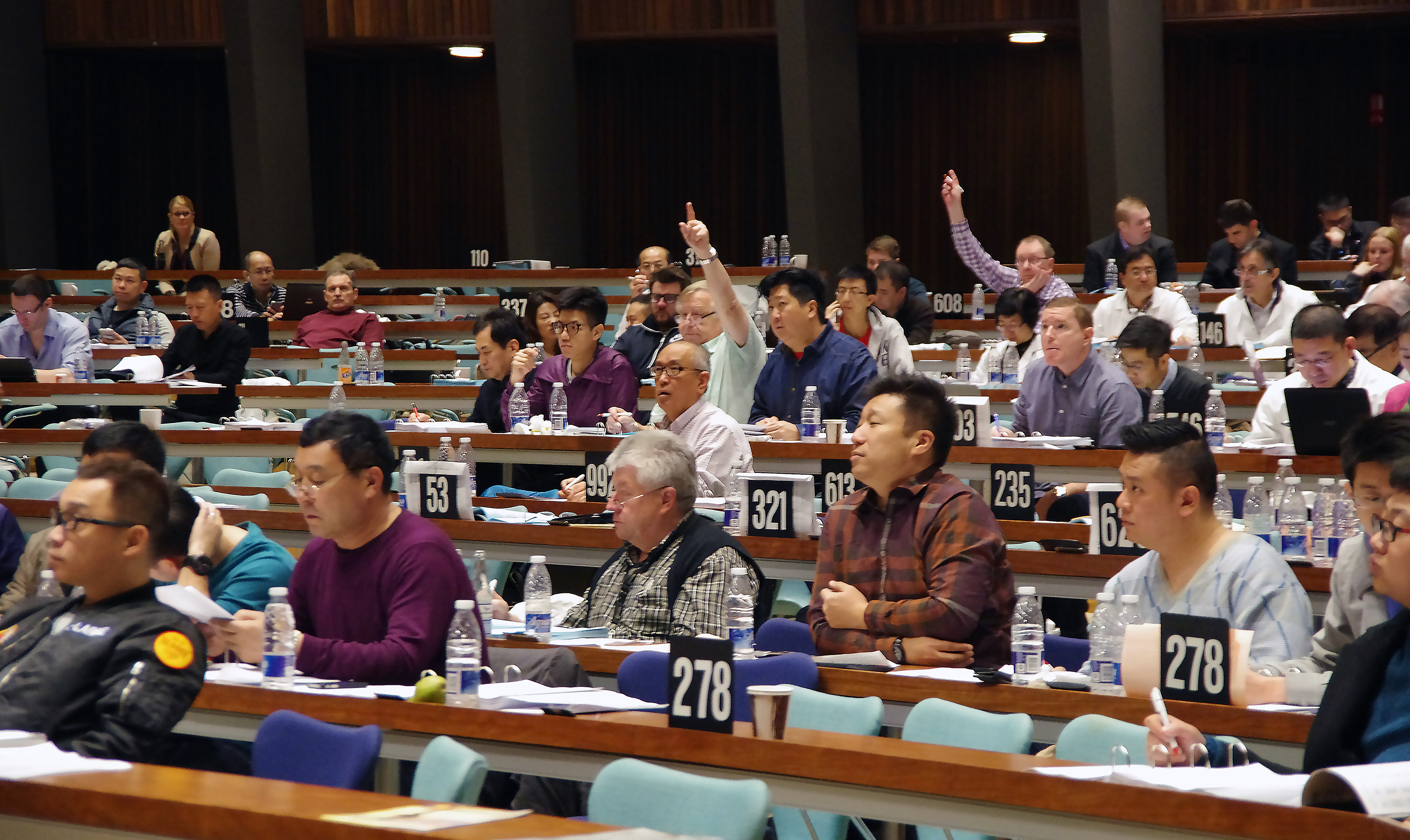 Skinnaverð hefur lækkað um 50% frá 2015 og hrun blasir við í greininni