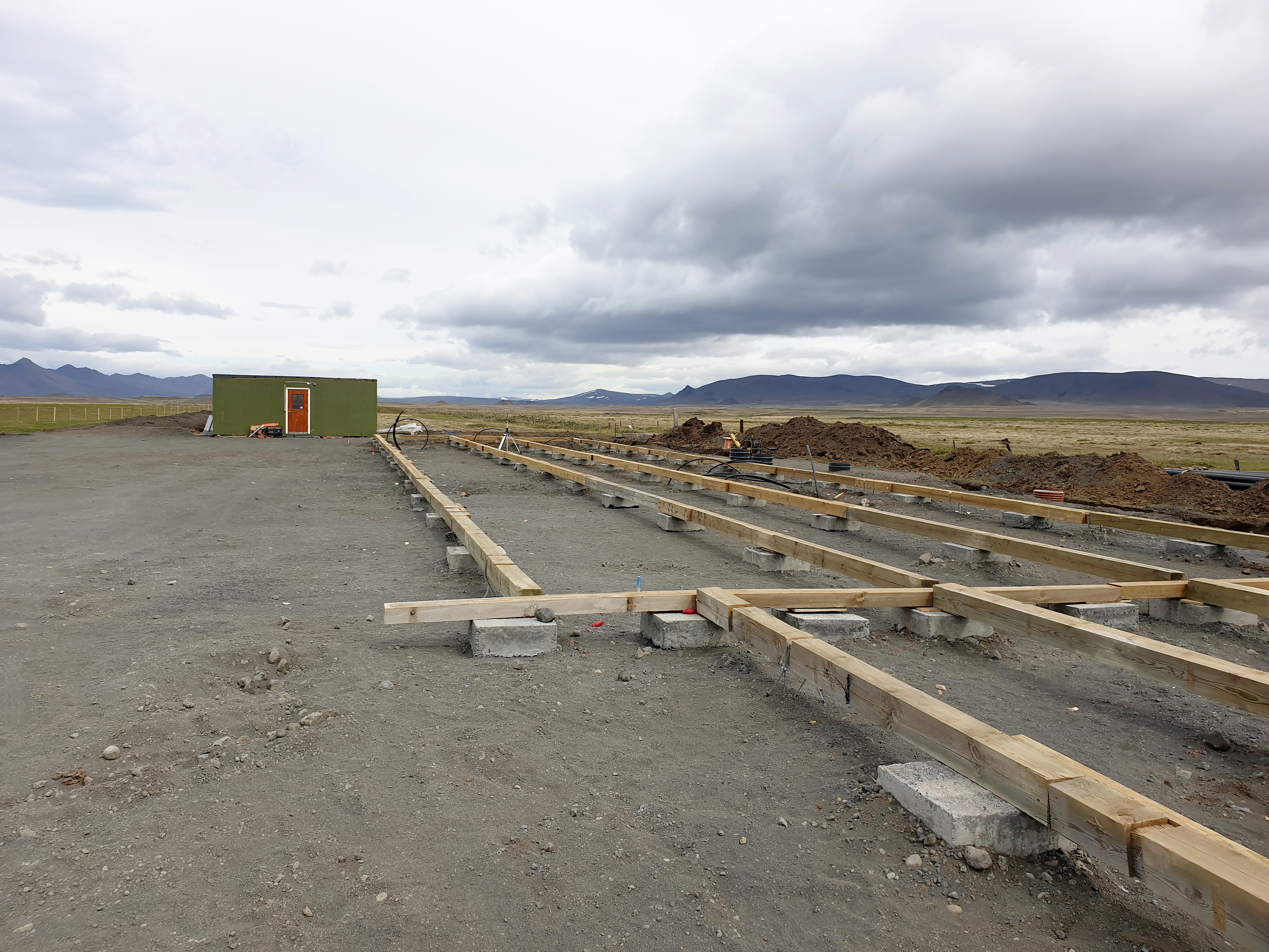 Kostnaður um 8 milljarðar og  verkinu lýkur í lok næsta árs