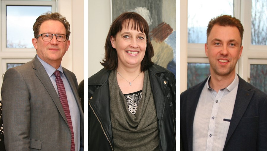 Kristján Þór Júlíusson, Guðrún S. Tryggvadóttir og Arnar Árnason skrifuðu undir bókun sem fylgir samkomulagi um nýendurskoðaðan nautgripasamning.