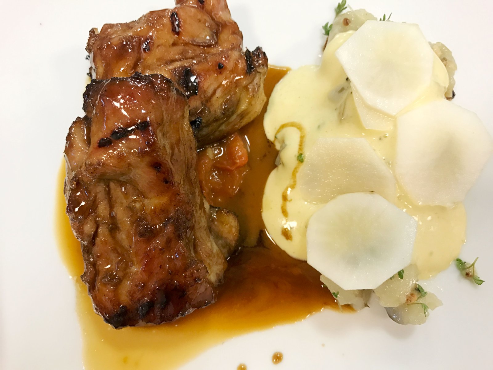 Hægeldaður lambaframpartur og lamba-tartar