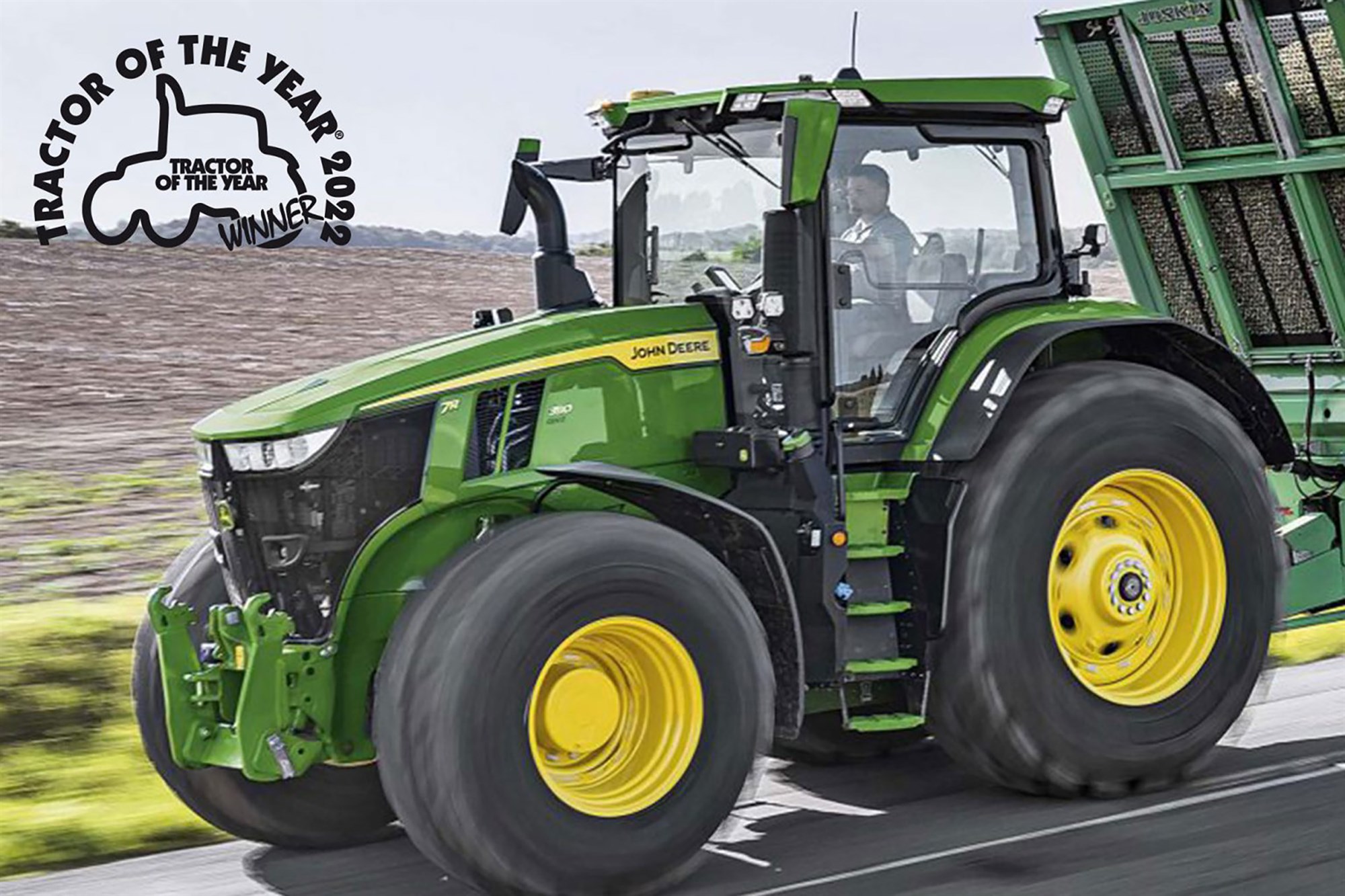 John Deere 7R 350 autoPowr er dráttarvél ársins 2022 - Bændablaðið